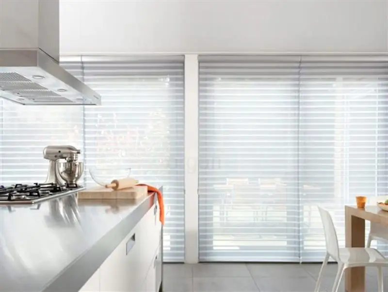 וילון סילואט במטבח